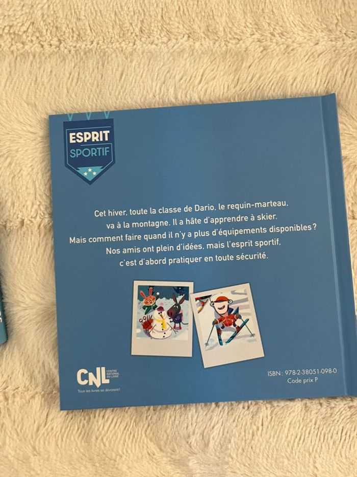 Lot livre + jeux 7 familles - photo numéro 3