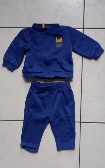 Ensemble petit héros