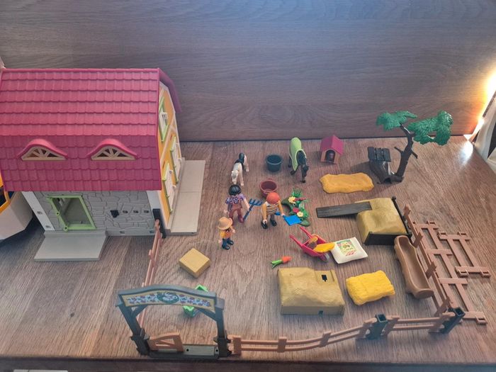 Centre equestre playmobil - photo numéro 2