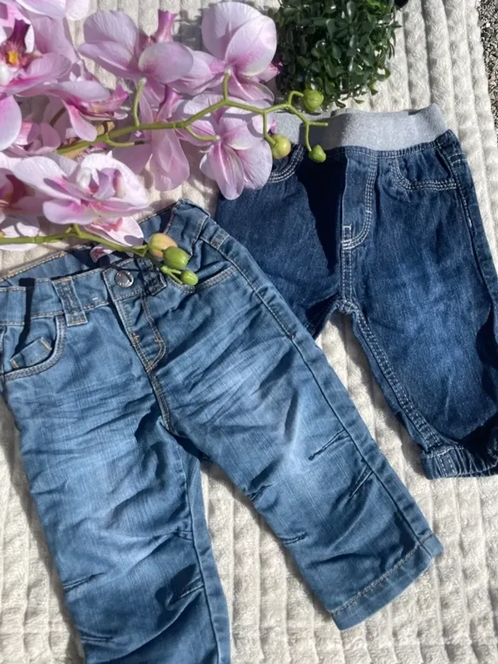 Lot 2 jeans/pantalons bébé 6 mois – marque Dr AM