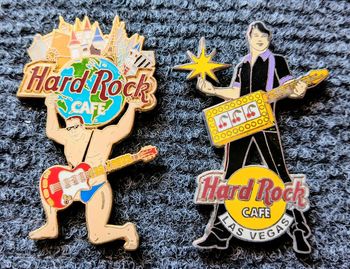 Lot de 2 pin's hard rock café thème Las Vegas