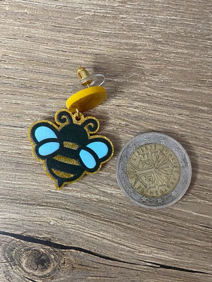 Paire de boucles d'oreilles abeilles - photo numéro 5