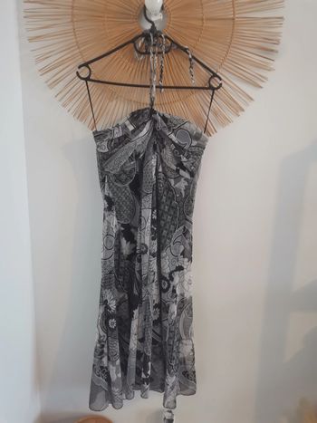 Robe xanaka comme neuve 40