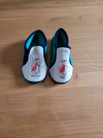 Chaussons pointure 24