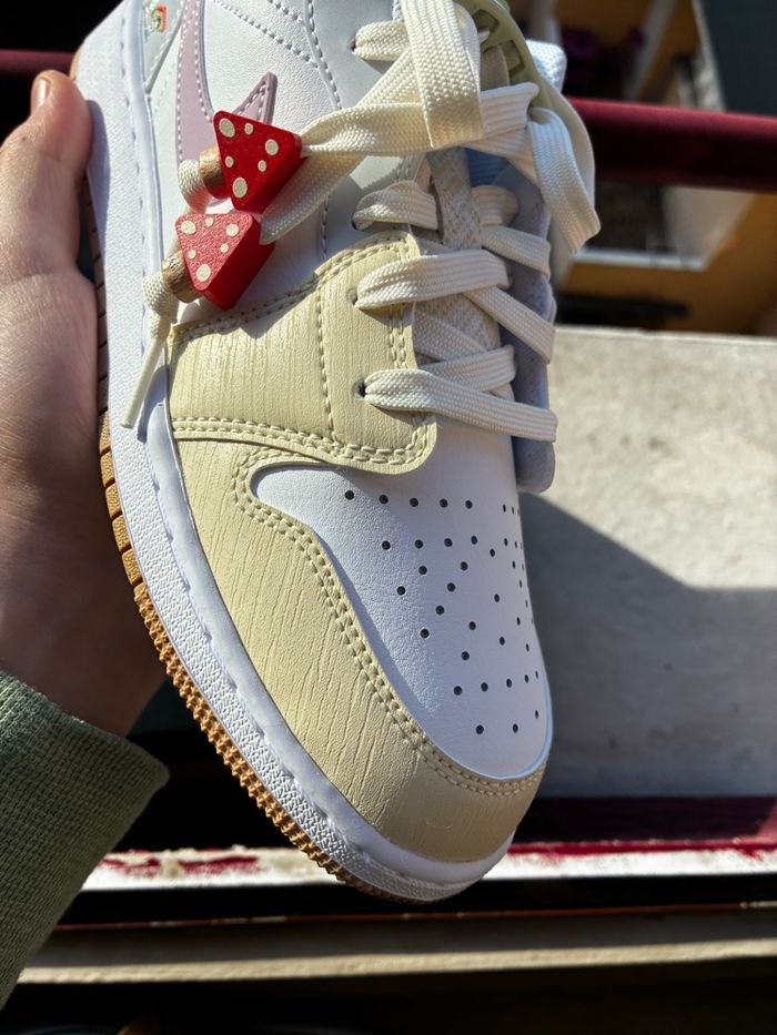 Air Jordan 1 Low SE White/Cream - Taille 39 - Neuves - photo numéro 7