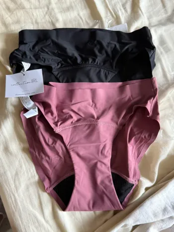 2 culottes menstruelles unies en coton et nylon