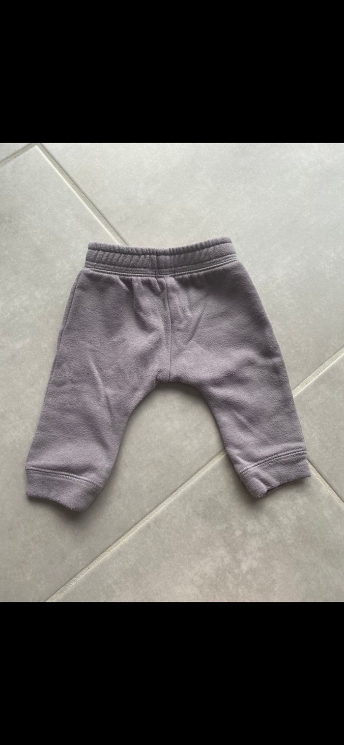 Jogging fille Kiabi 3 mois - photo numéro 9