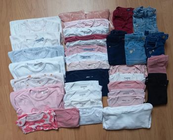 Lot de vêtements filles 6 mois