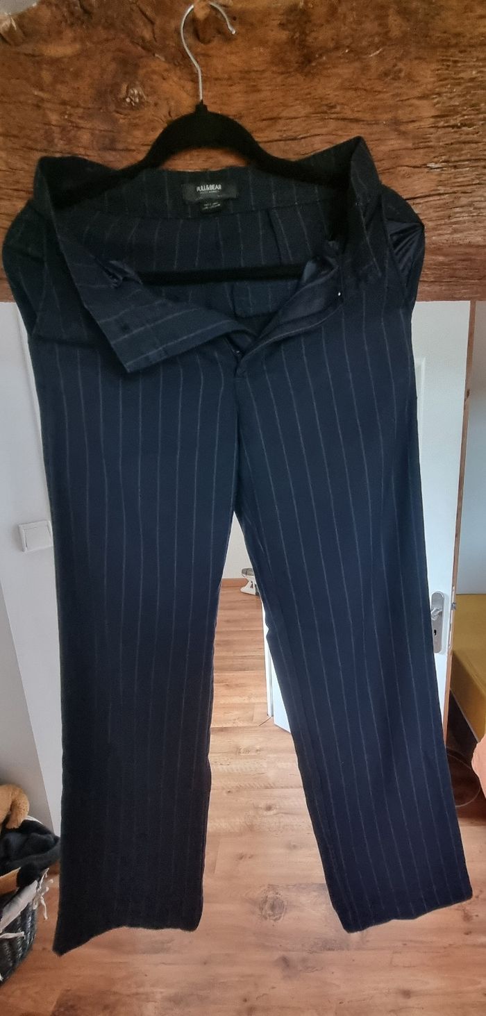 Pantalon bleu marine à rayures - photo numéro 2