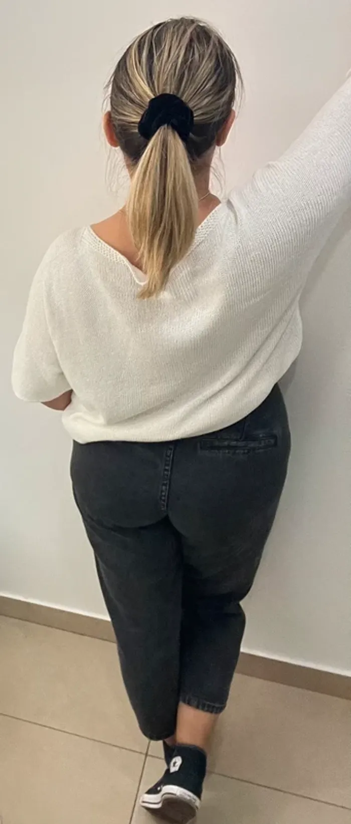 Pull large avec fleurs - photo numéro 7