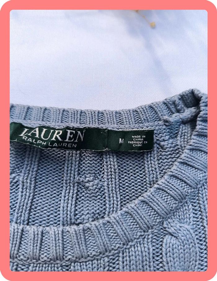 Superbe pull torsadé gris bleuté avec logo Ralph Lauren femme taille M - une aisselle trouée - photo numéro 6