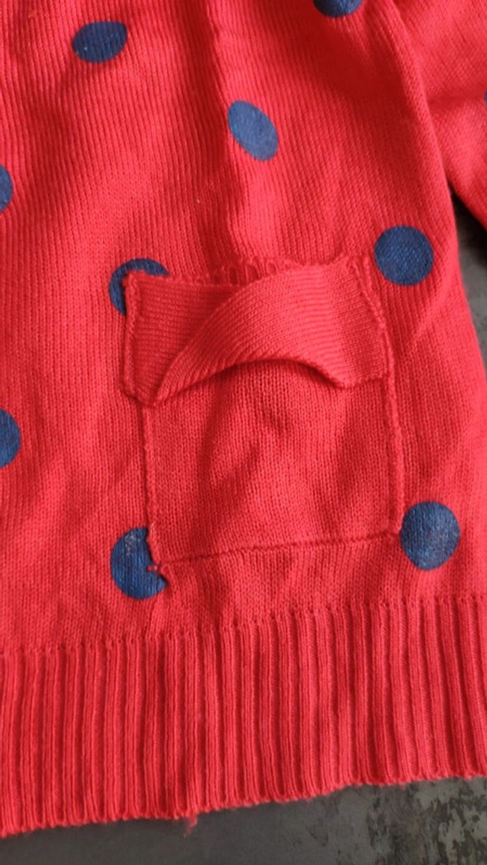 Gilet rouge a pois tissaia 5 ans - photo numéro 3