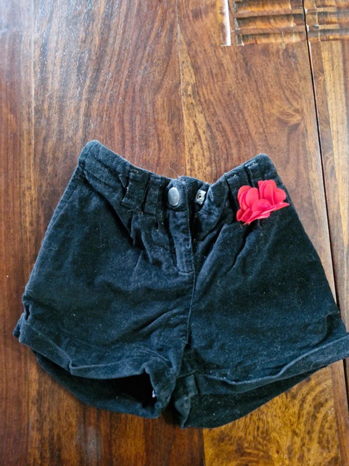 Short velours noir