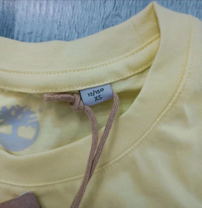 Tee shirt Timberland taille 12 ans - photo numéro 2