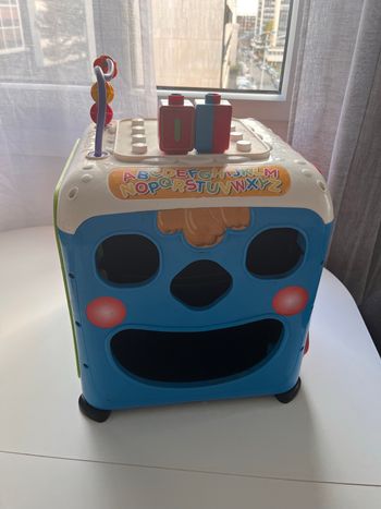 Cube  multi activities