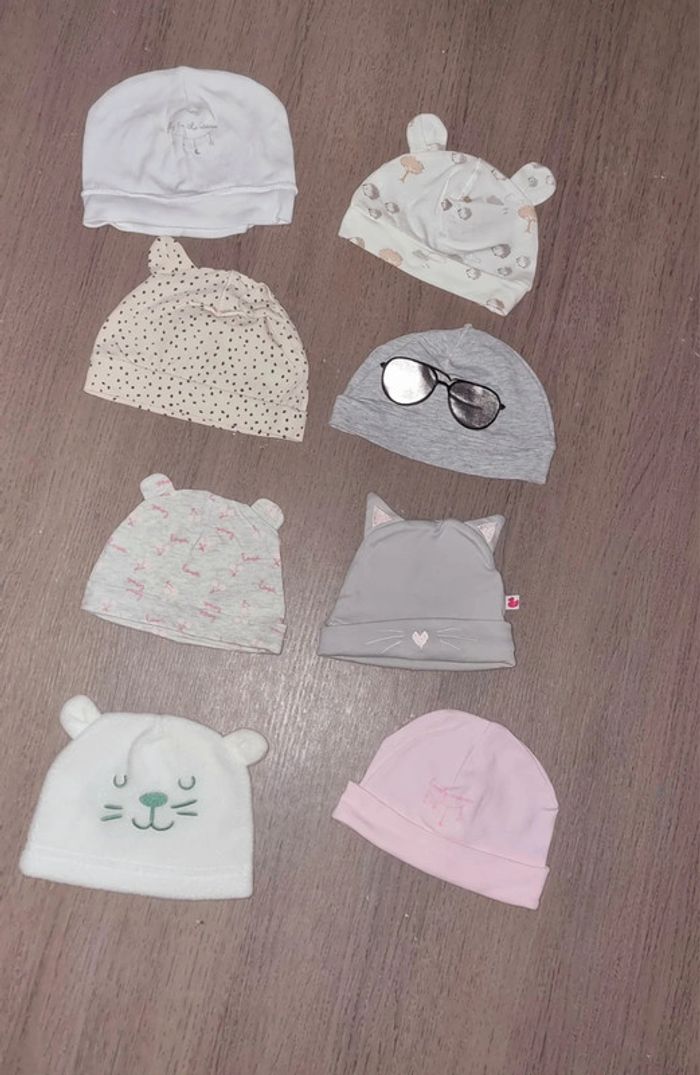Lot bonnets naissance