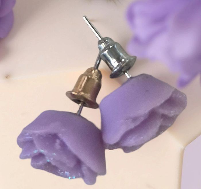 Boucle d'oreille fleur - photo numéro 3