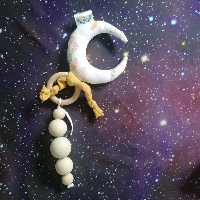 Box enfant des étoiles Turbul'Essence ✨ Salopette et hochet - photo numéro 2