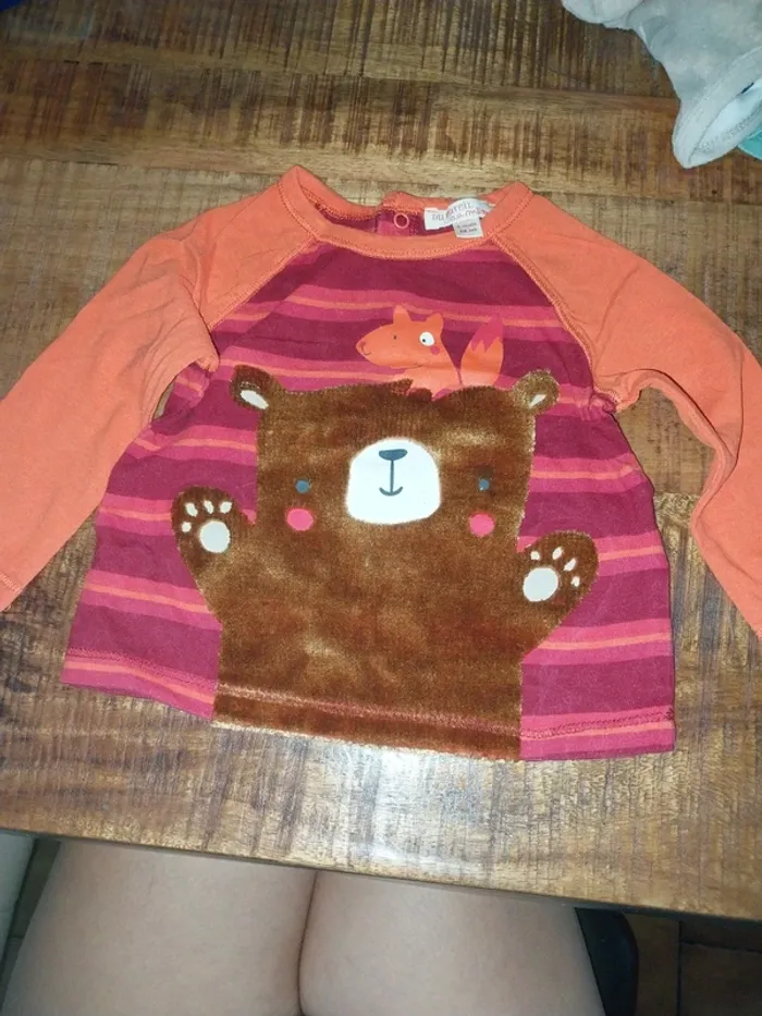 Tee shirt
