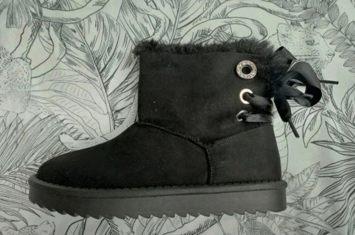 Moon Boots noires Shop One Neuves Pointure 34 - photo numéro 2