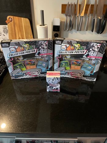 Lot coffret et bundle pokemon ev10.5