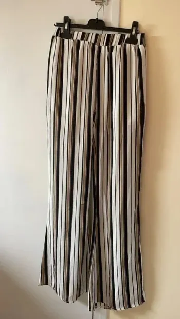 Pantalon large neuf