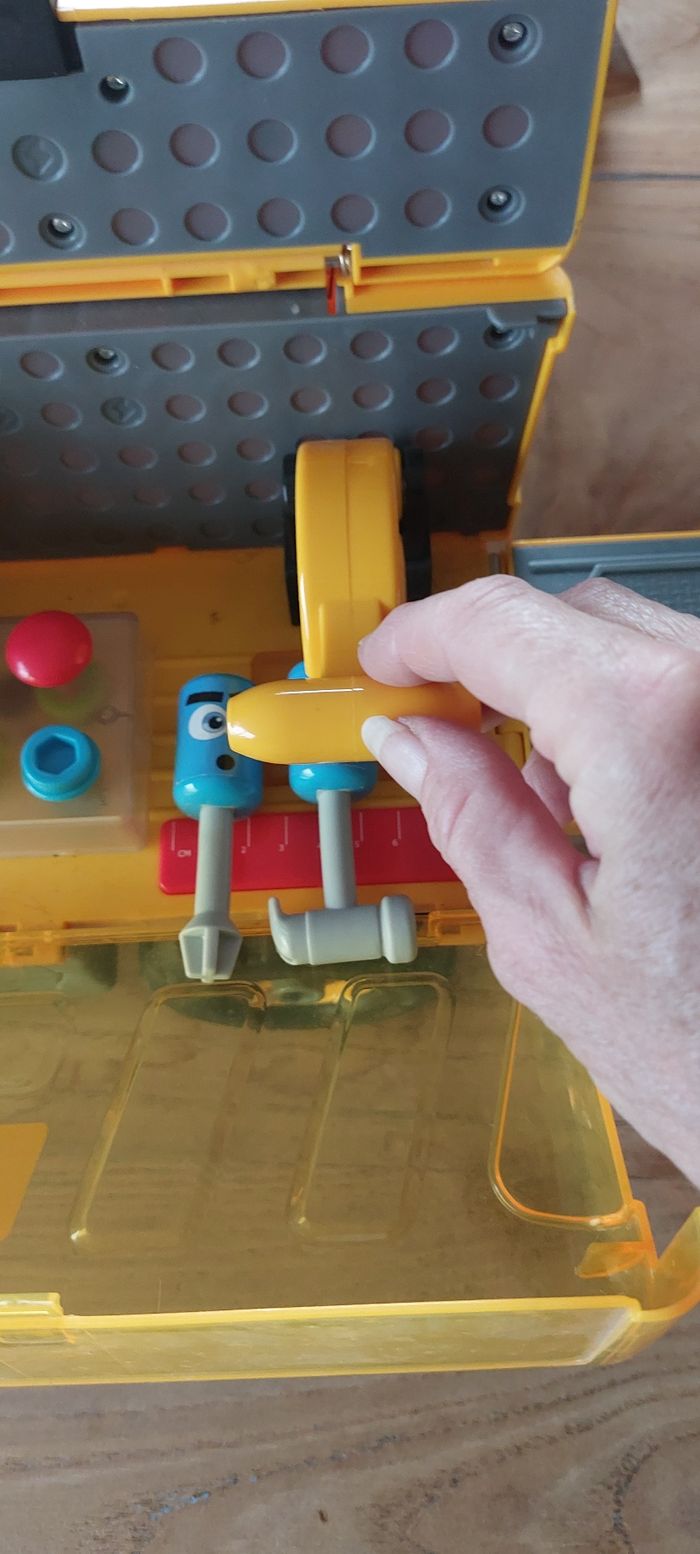 Camion de chantier Caterpillar - photo numéro 6