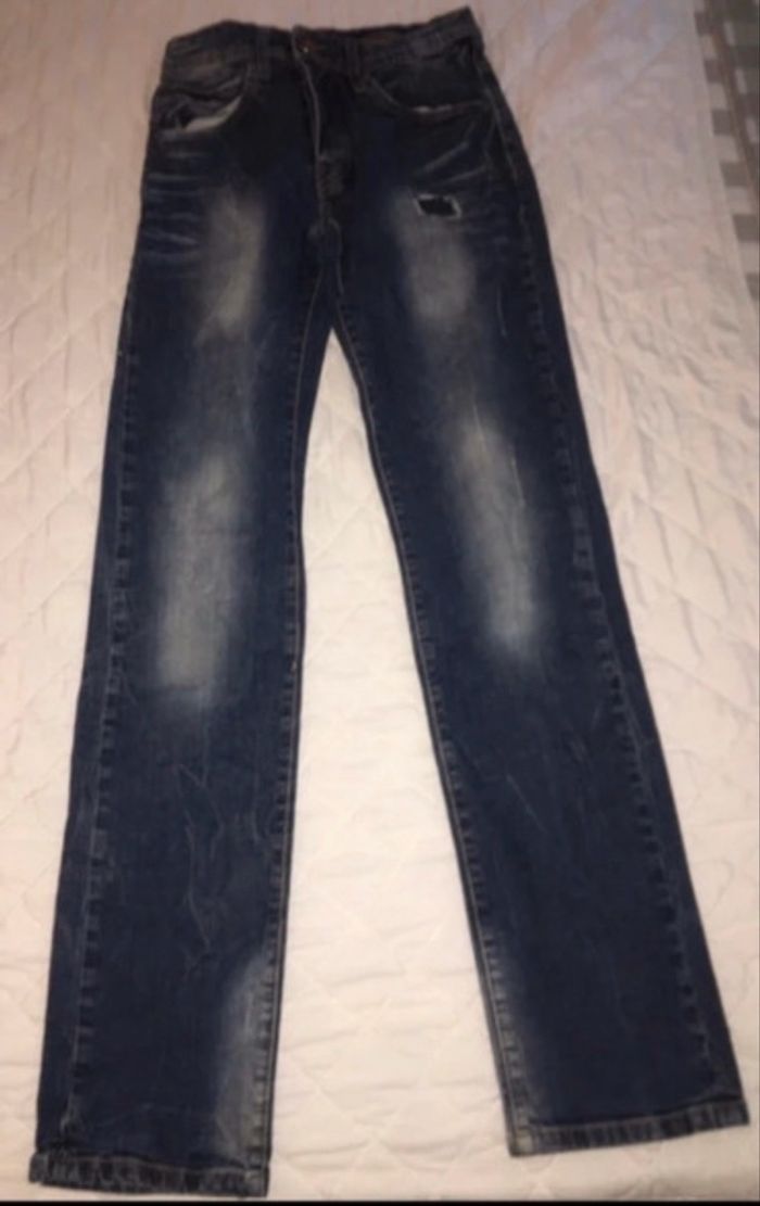 Jean couleur bleu marque celio bon état