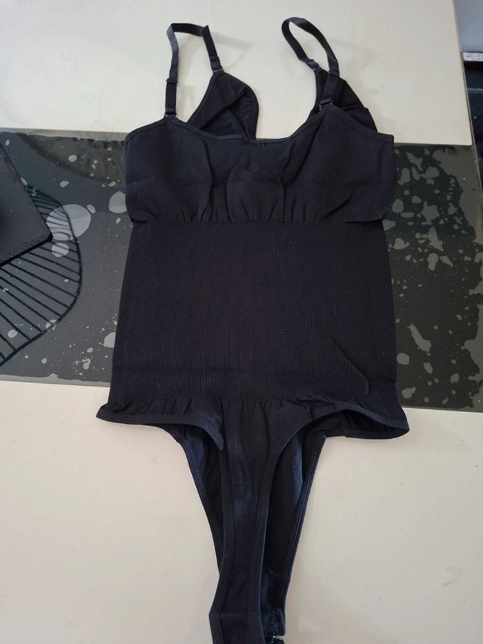 Body Gainant pour femme Xl/XXL - photo numéro 8