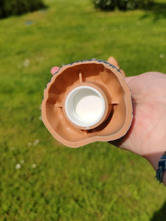 Grande figurine vintage Pocahontas sur son rocher - photo numéro 15