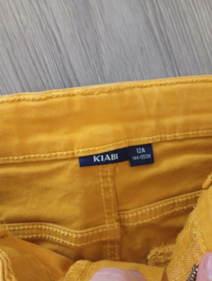 Short jaune moutarde - photo numéro 2