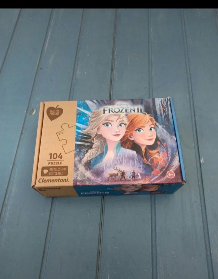 Puzzle reine des neiges 104 pieces