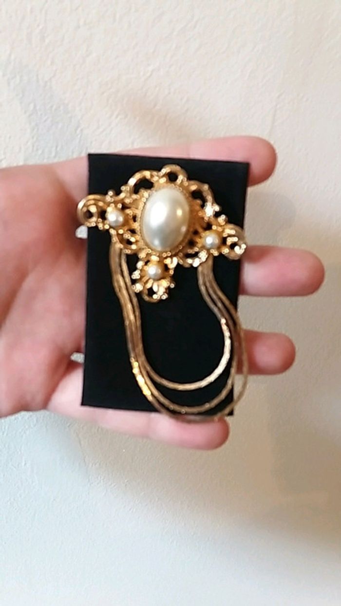 Jolie broche - photo numéro 3