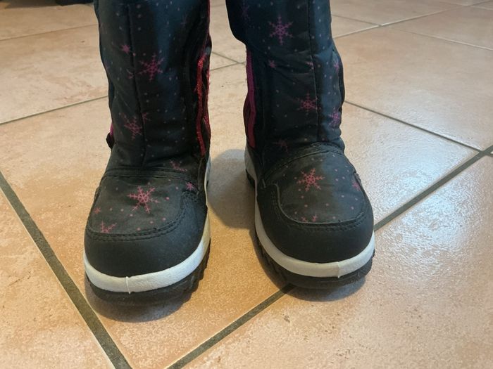 Botte de neige fille pointure 22 - photo numéro 4