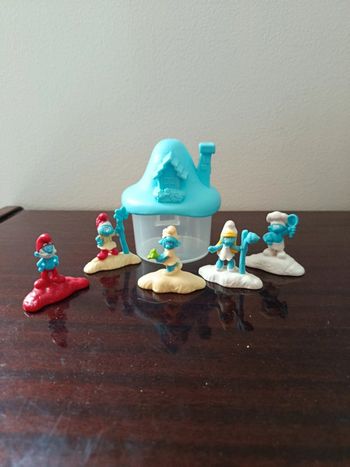 Champignon et 5 Schtroumpfs