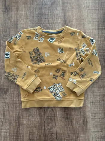 Pull moutarde 5 ans