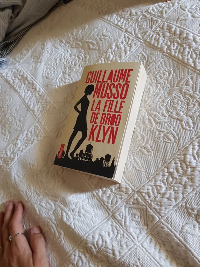 la fille de Brooklyn- Guillaume Musso - photo numéro 3