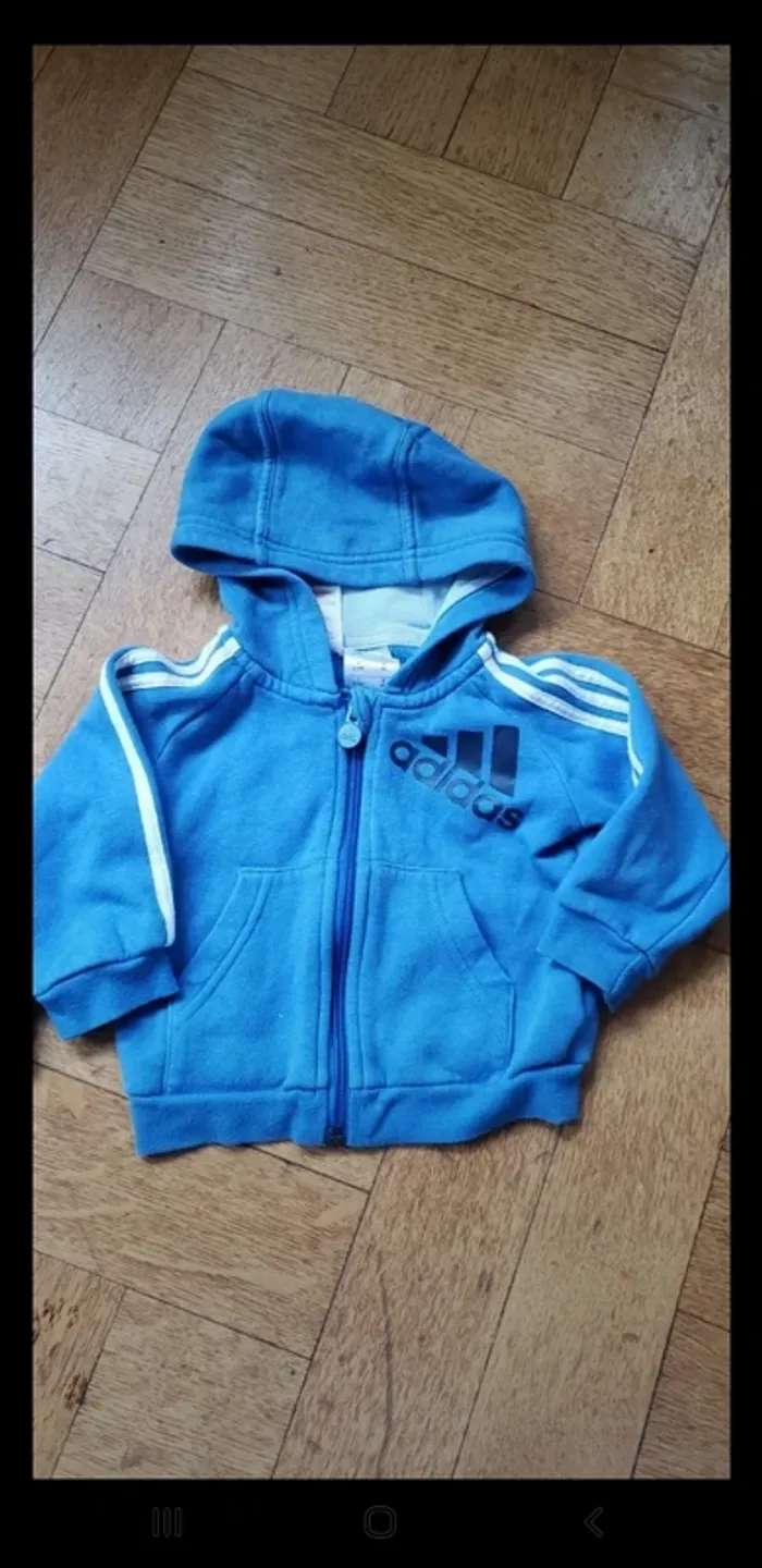Lot de sweats à capuche 6mois garçon adidas - photo numéro 2