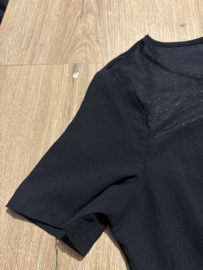 Jolie robe noire - photo numéro 4