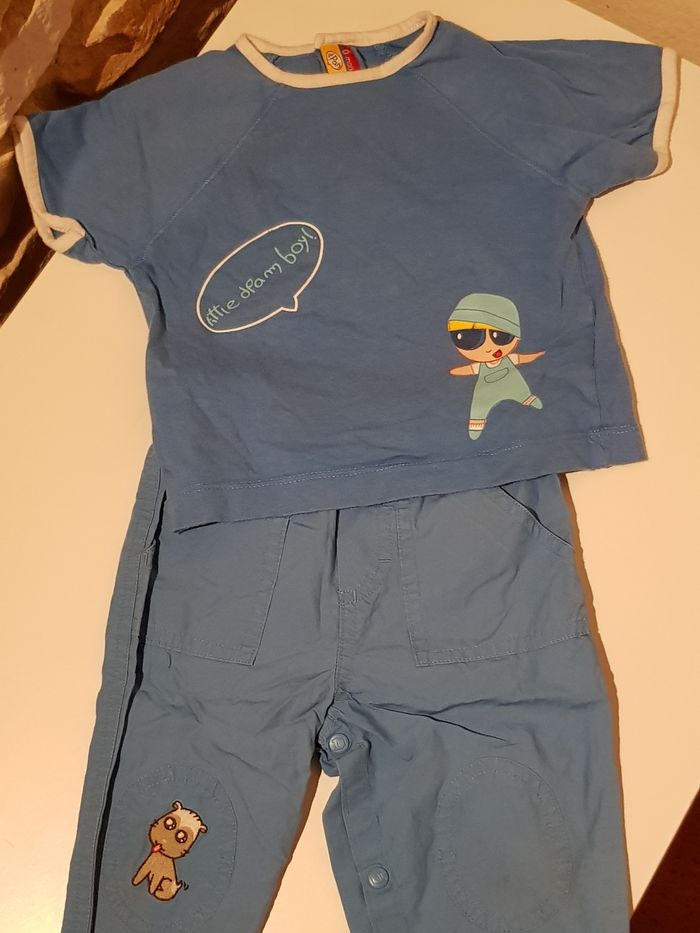 Ensemble bébé taille 6 mois