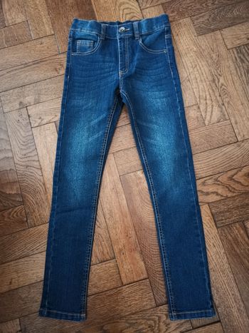 Joli jean neuf garçon 11/12 ans "3 Pommes"