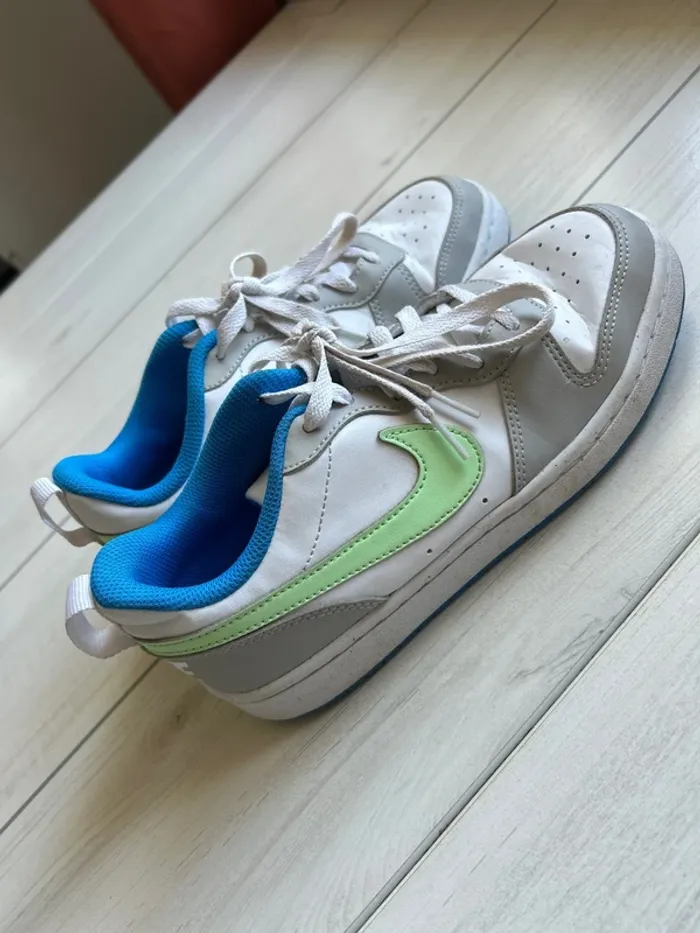 Basket Nike taille 38