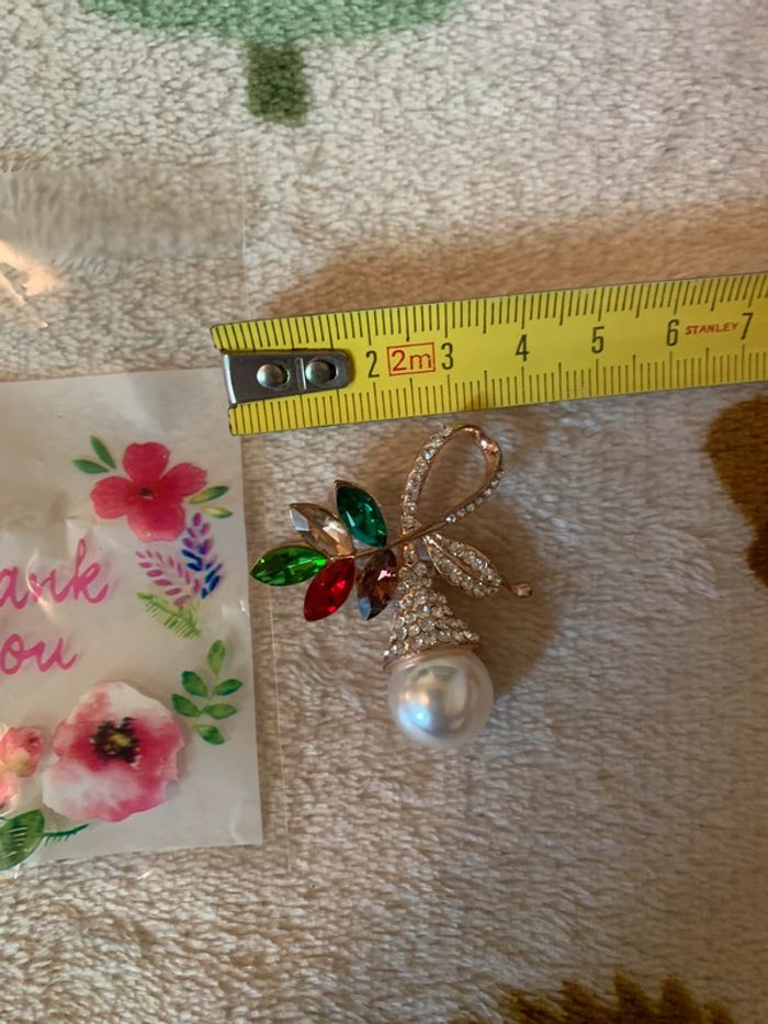 Broche fleur et perle - photo numéro 4