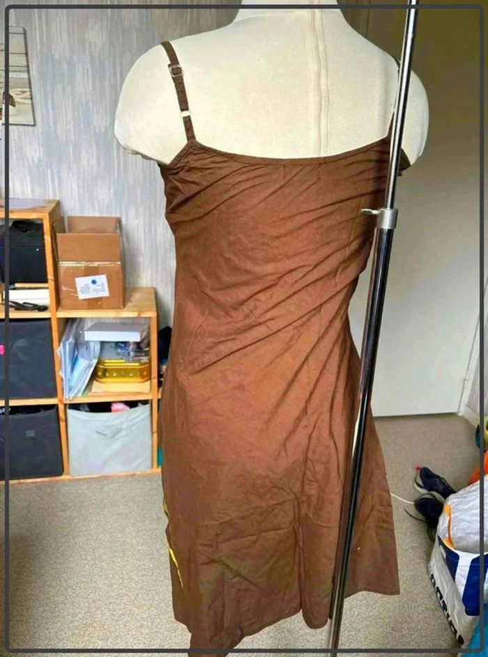 Robe droite  taille  36 - photo numéro 4