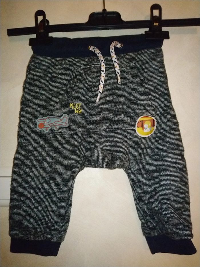 Jogging sarouel Orchestra taille 18 mois en très bon état - photo numéro 2