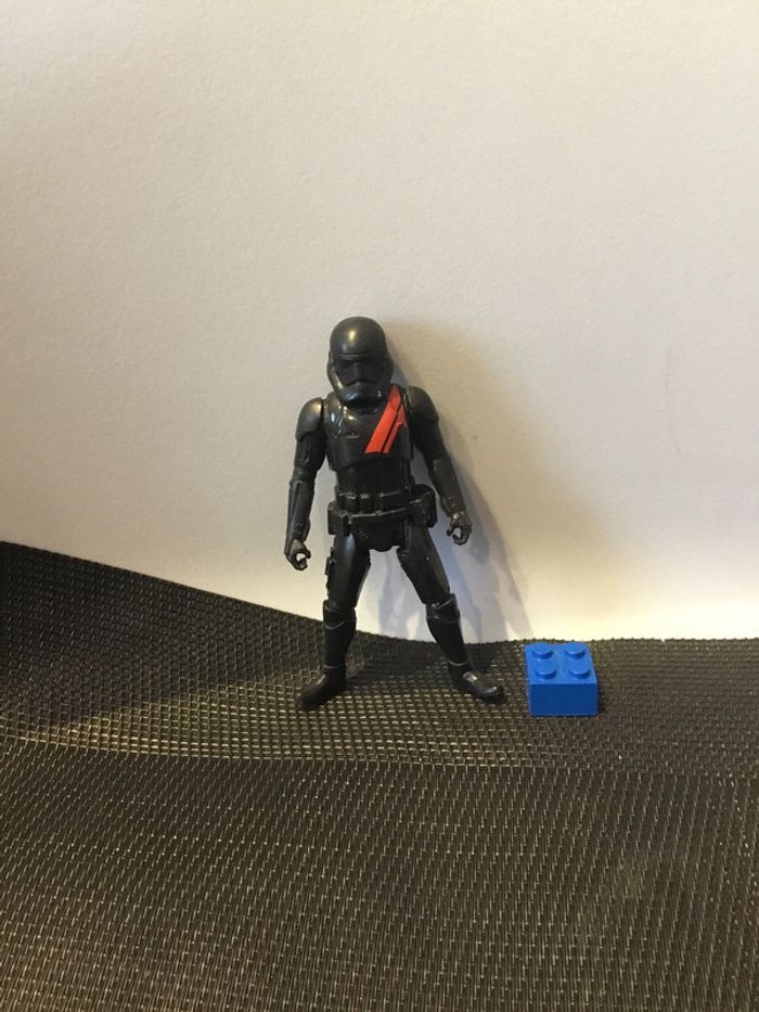 Star Wars figurine articulée Stormtrooper Hasbro 10cm