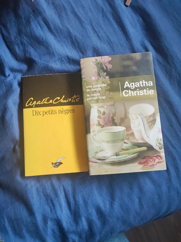 Lot livres Agatha Christie