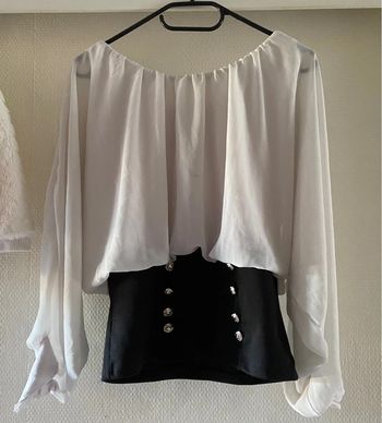 Blouse à boutons à manches Bishop / Taille M