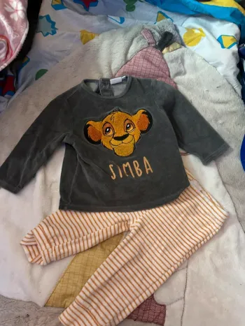 Pyjama taille 12 mois