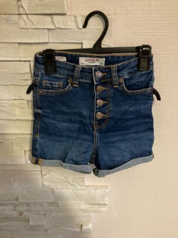 Short Jennyfer taille 30
